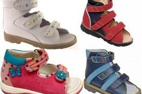 Children's shoes for hallux valgus